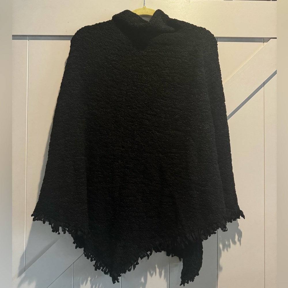 Women’s Cowl Neck Shaw - Picture 3 of 3